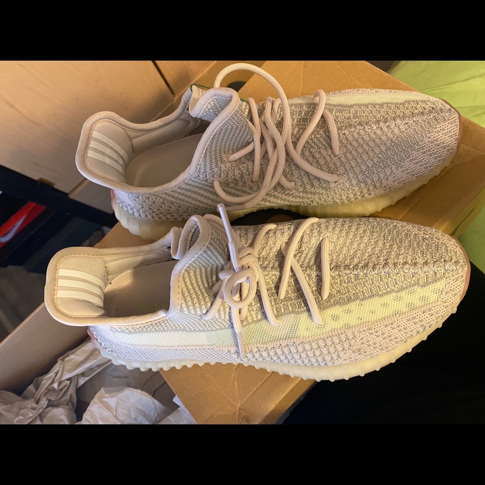 Yeezy boost 350 - Picture 2 of 3